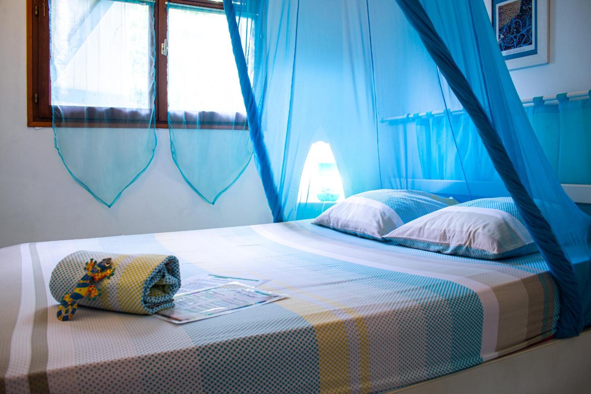 Au Jardin Des Colibris Ecolodge&Spa Deshaies Buitenkant foto