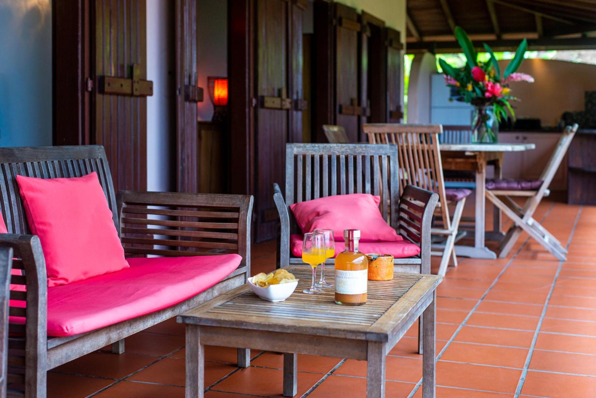 Au Jardin Des Colibris Ecolodge&Spa Deshaies Buitenkant foto