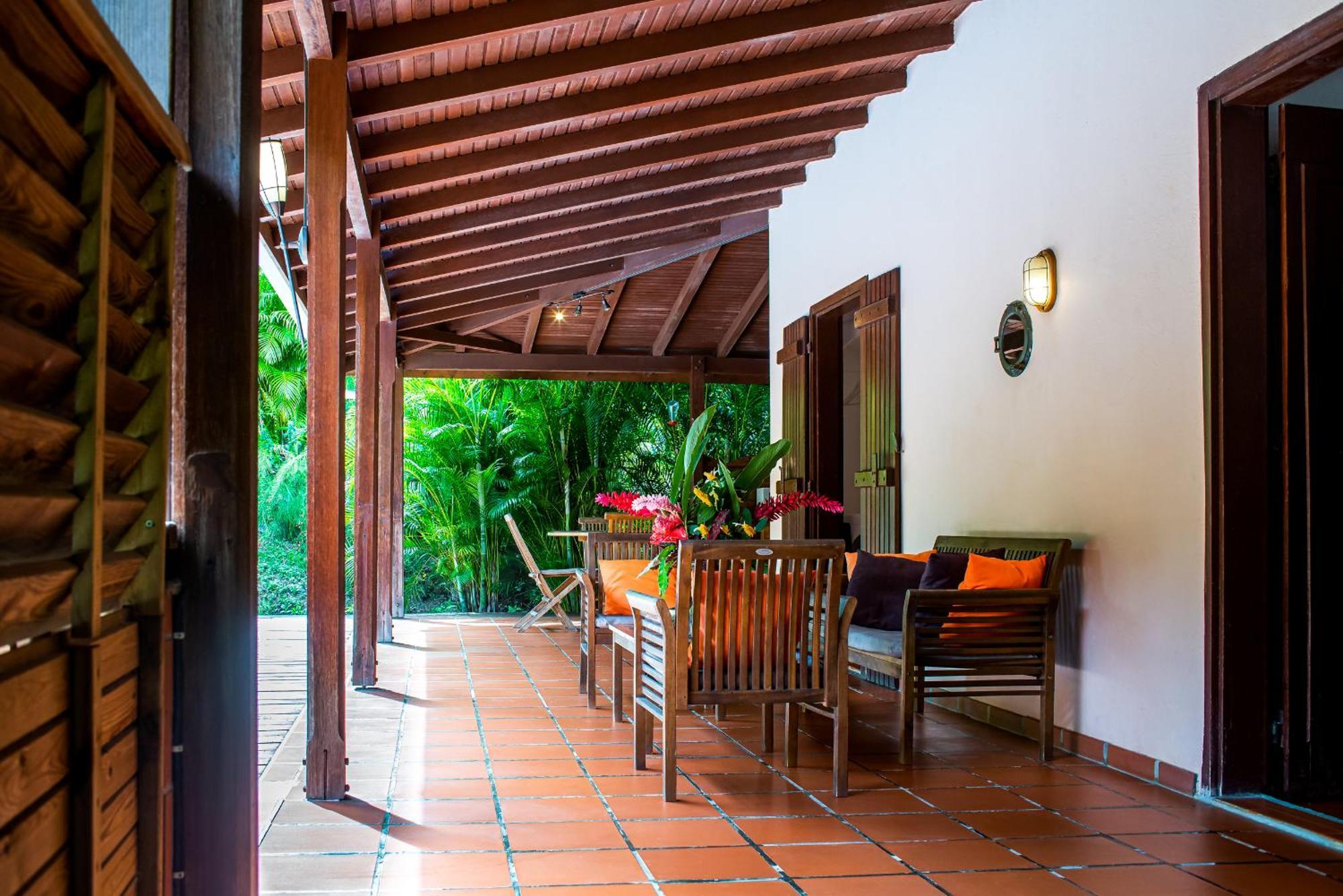 Au Jardin Des Colibris Ecolodge&Spa Deshaies Buitenkant foto