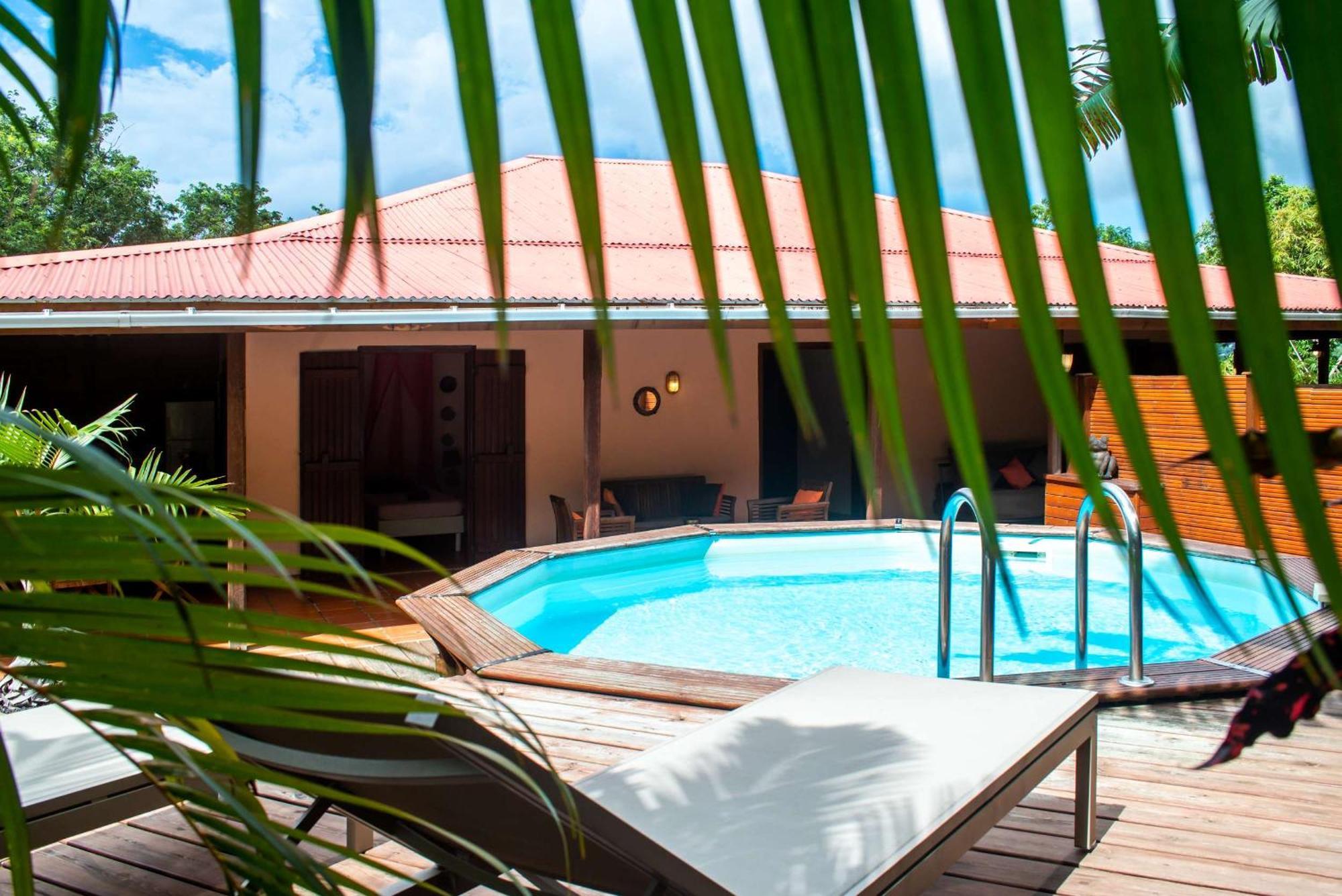 Au Jardin Des Colibris Ecolodge&Spa Deshaies Buitenkant foto