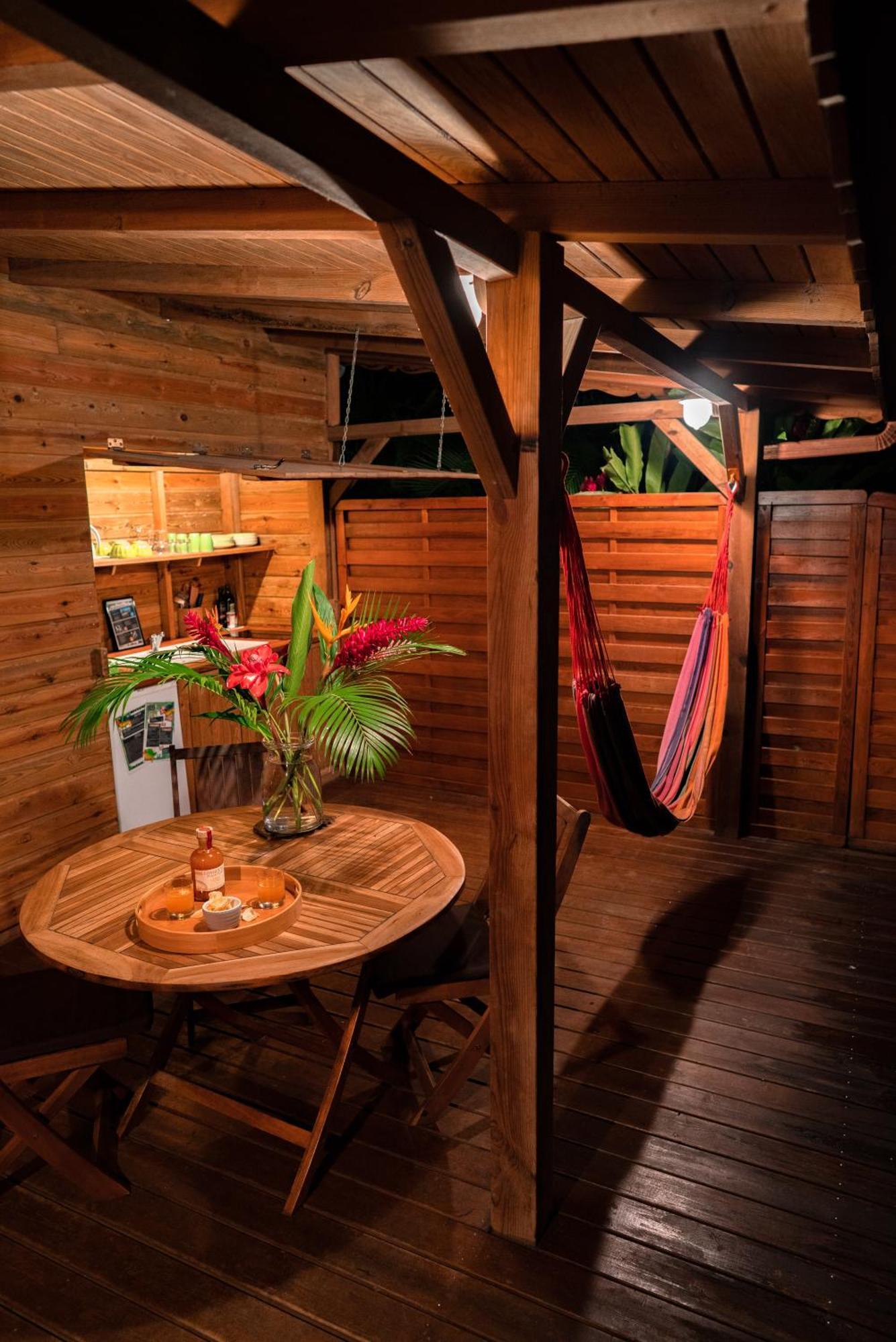 Au Jardin Des Colibris Ecolodge&Spa Deshaies Buitenkant foto