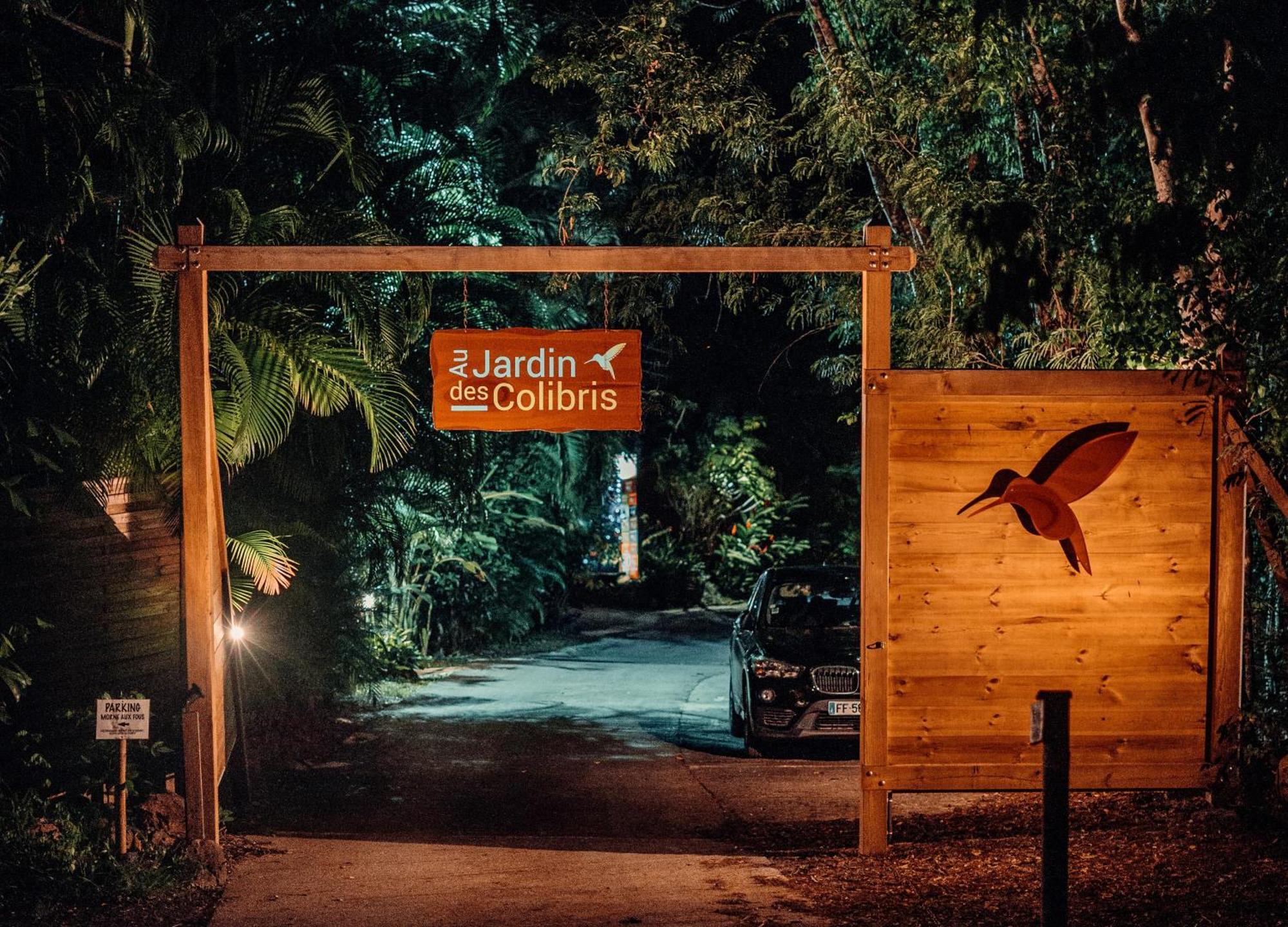 Au Jardin Des Colibris Ecolodge&Spa Deshaies Buitenkant foto